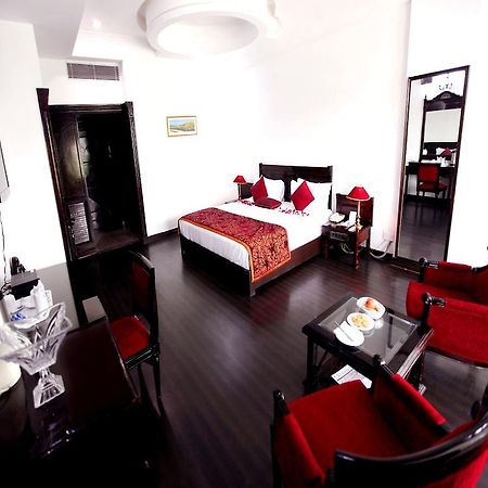 Kc Cross Road Panchkula Exterior foto