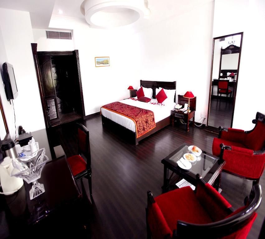 Kc Cross Road Panchkula Exterior foto