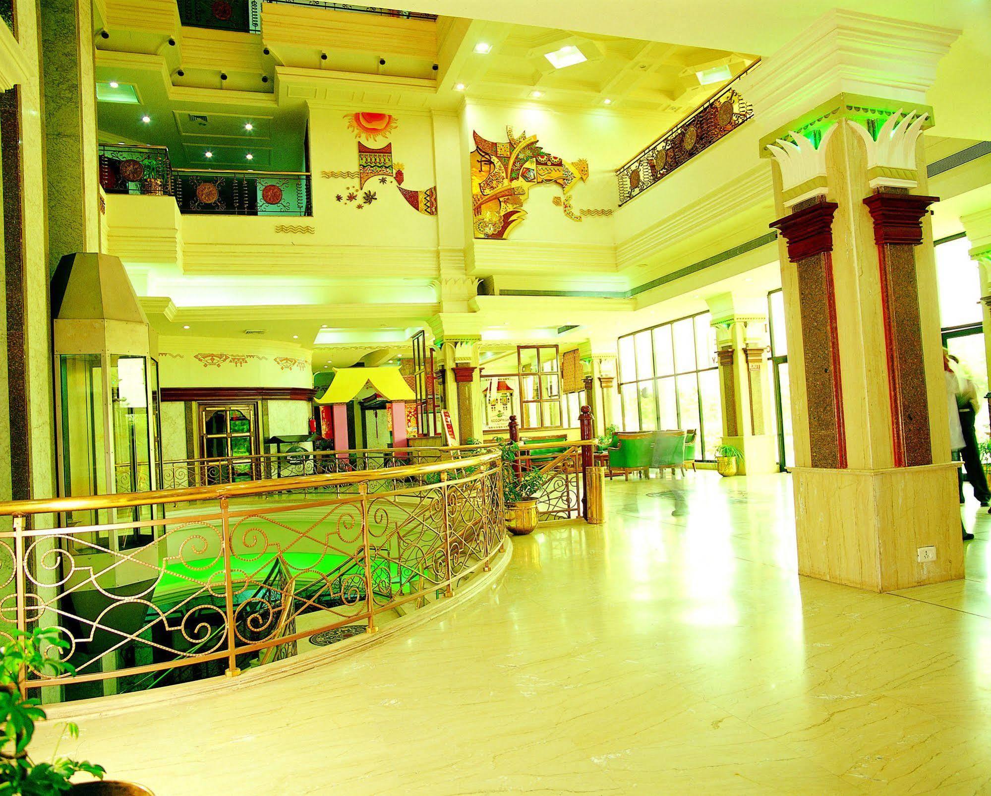 Kc Cross Road Panchkula Exterior foto