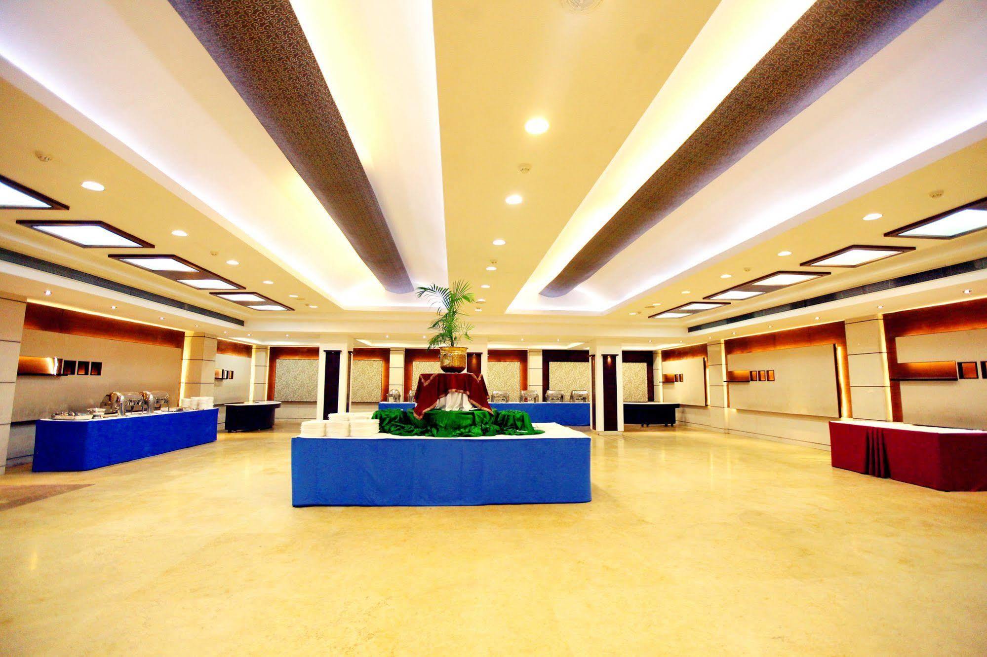 Kc Cross Road Panchkula Exterior foto